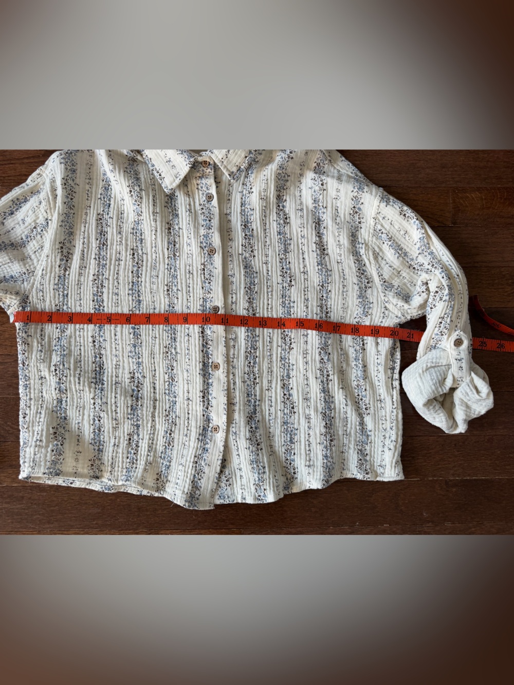 Love Notes Floral Stripe Cotton Gauze Cropped Button Down Shirt - Picture 5 of 5